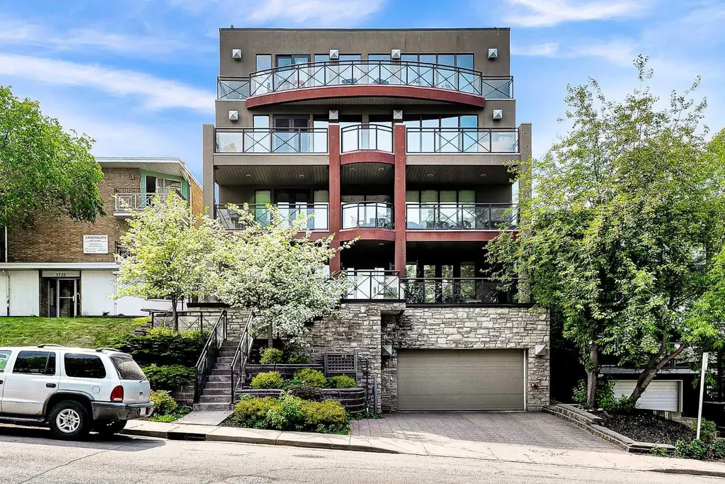 1731 13 Street SW Calgary AB T2T 3P5