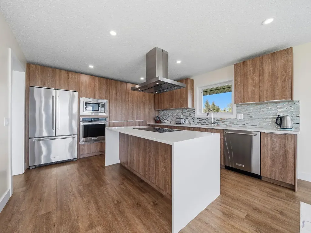 7 Bearspaw Pointe Green Rural Rocky View County AB T3L 2P6
