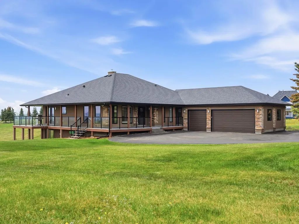 7 Bearspaw Pointe Green Rural Rocky View County AB T3L 2P6