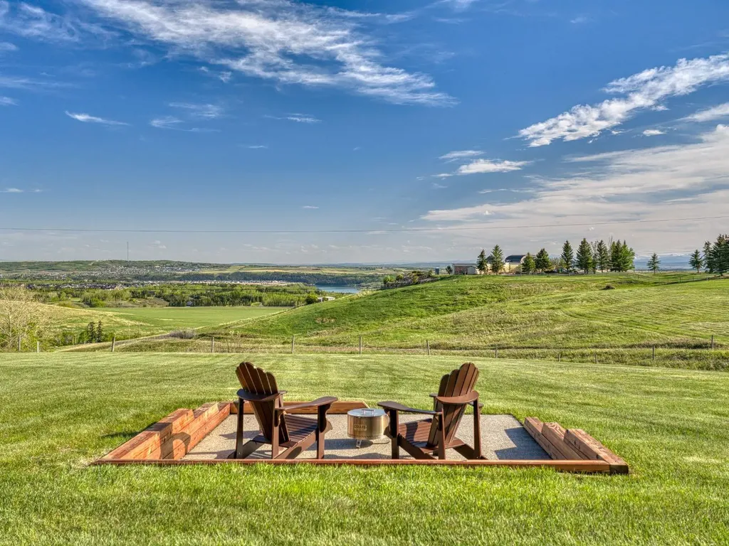 7 Bearspaw Pointe Green Rural Rocky View County AB T3L 2P6
