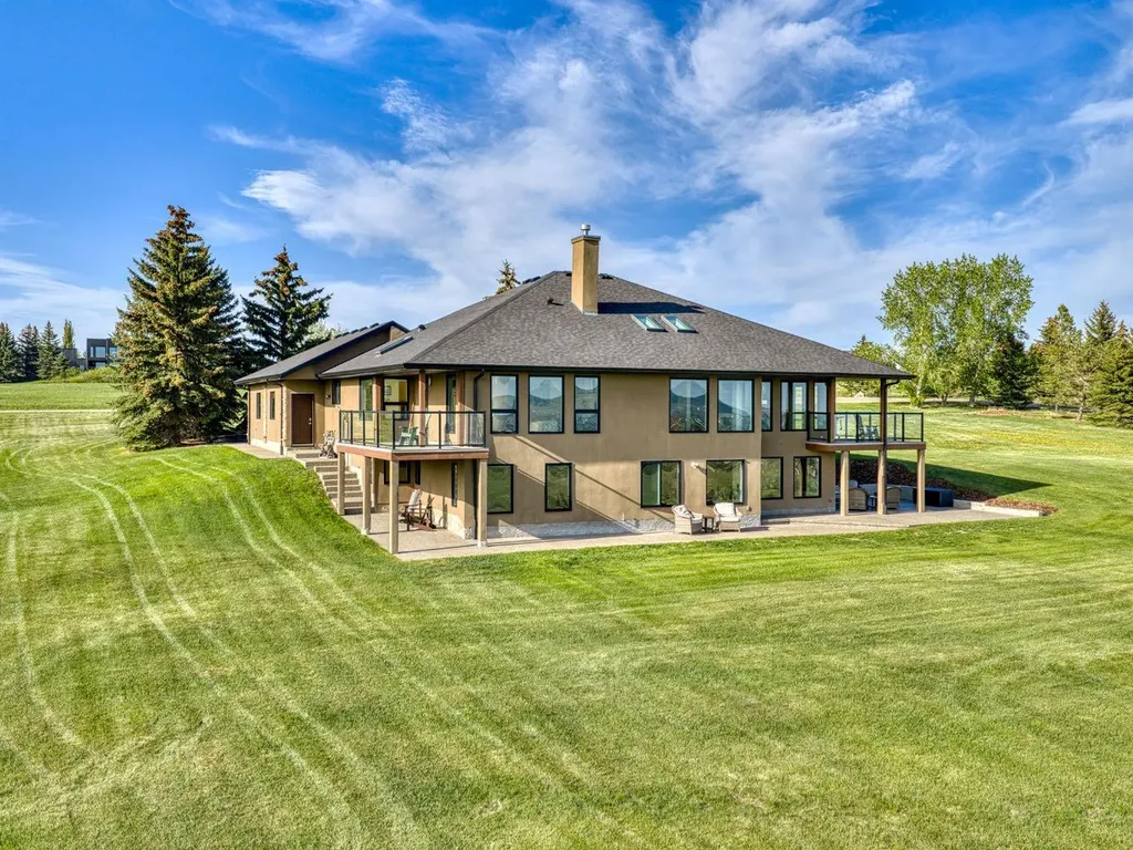 7 Bearspaw Pointe Green Rural Rocky View County AB T3L 2P6