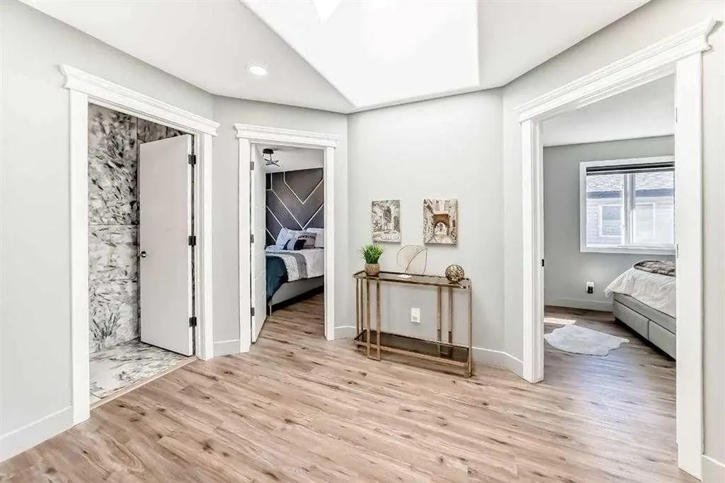 630 Rocky Ridge View NW Calgary AB T3G 5C2