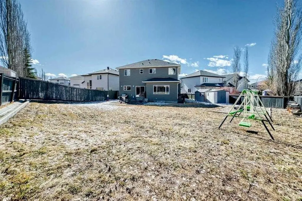 630 Rocky Ridge View NW Calgary AB T3G 5C2
