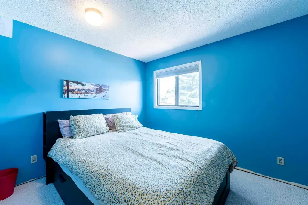 19 Maxwell Avenue Red Deer AB T4R 1P3