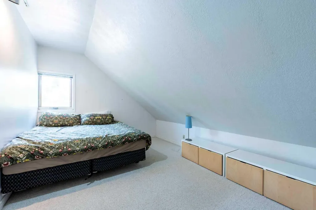 19 Maxwell Avenue Red Deer AB T4R 1P3