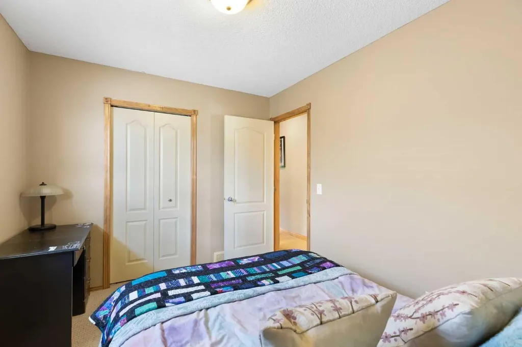 34 Tuscany Meadows Drive NW Calgary AB T3L 2T8