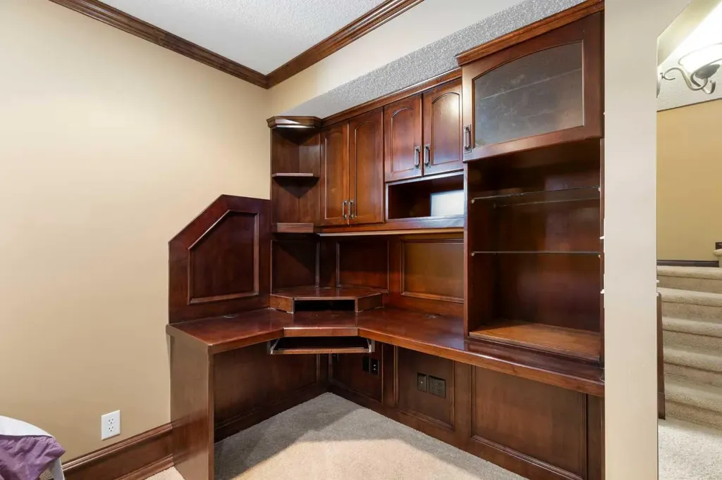 34 Tuscany Meadows Drive NW Calgary AB T3L 2T8