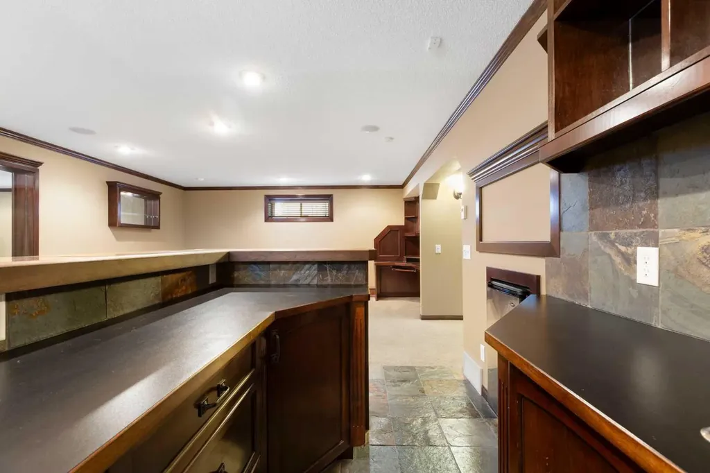 34 Tuscany Meadows Drive NW Calgary AB T3L 2T8