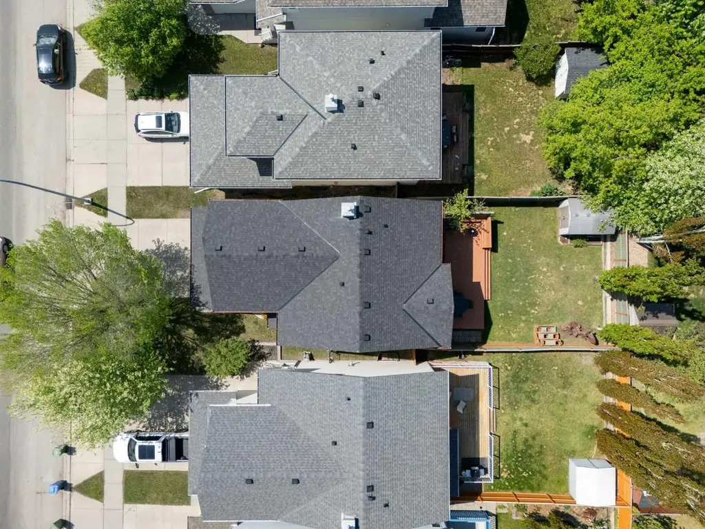 34 Tuscany Meadows Drive NW Calgary AB T3L 2T8