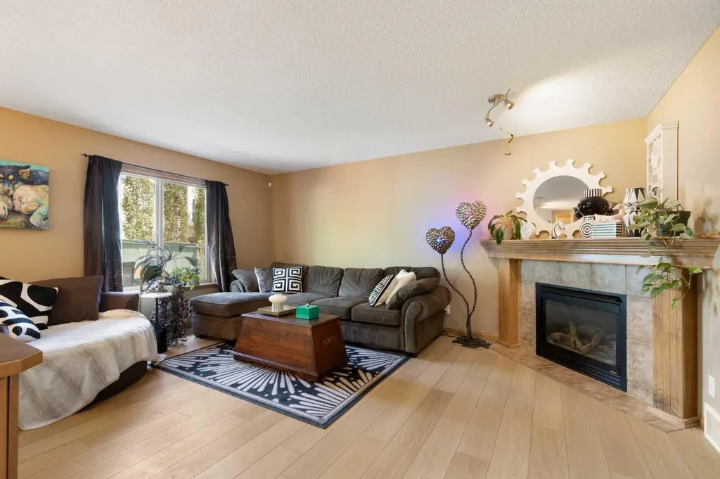 34 Tuscany Meadows Drive NW Calgary AB T3L 2T8