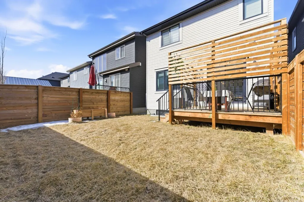 69 Mallard Grove SE Calgary AB T3S 0E3