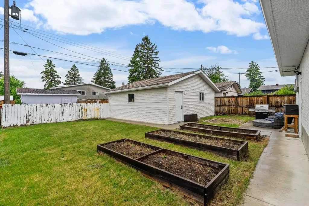 9211 Allison Drive SE Calgary AB T2J1B3