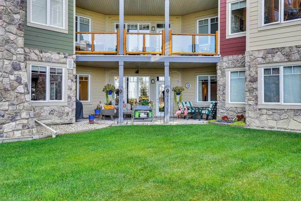 2330 Fish Creek Boulevard SW Calgary AB T2Y 0L1
