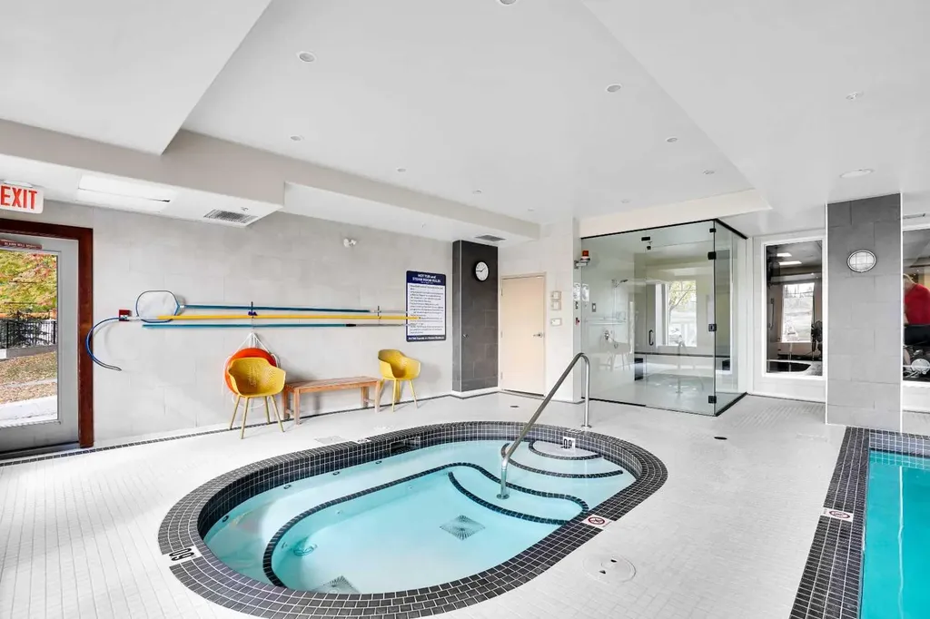 2330 Fish Creek Boulevard SW Calgary AB T2Y 0L1