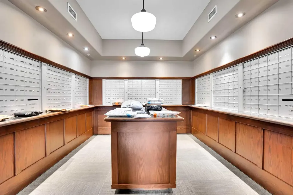 2330 Fish Creek Boulevard SW Calgary AB T2Y 0L1