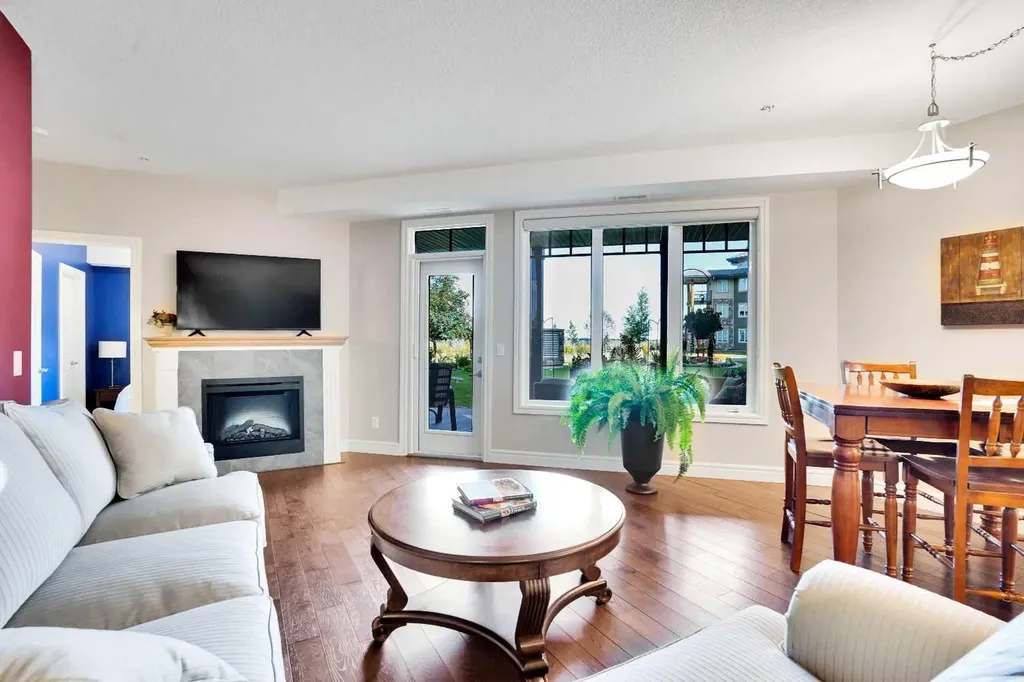 2330 Fish Creek Boulevard SW Calgary AB T2Y 0L1