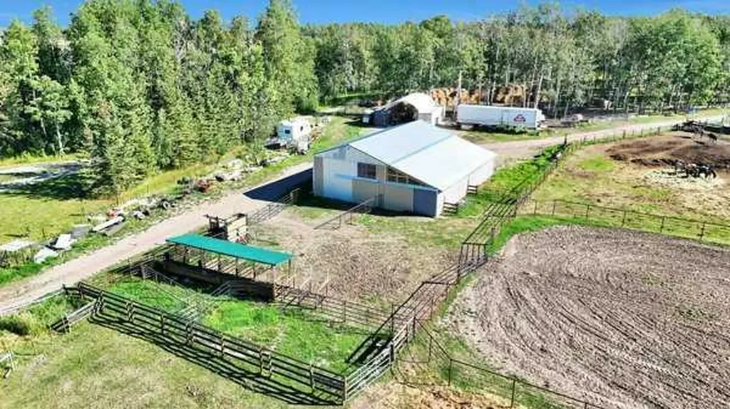 353022 Range Road 4-3 Rural Clearwater County AB T0M0M0