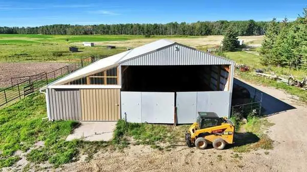 353022 Range Road 4-3 Rural Clearwater County AB T0M0M0