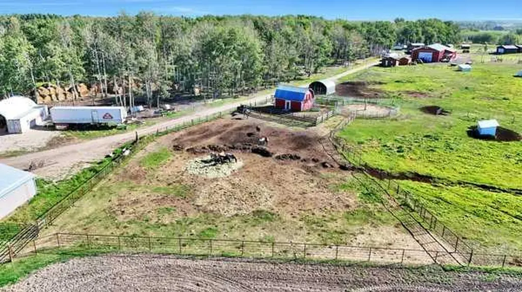 353022 Range Road 4-3 Rural Clearwater County AB T0M0M0