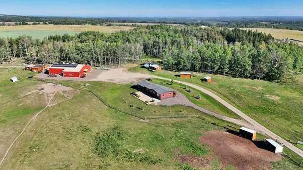 353022 Range Road 4-3 Rural Clearwater County AB T0M0M0