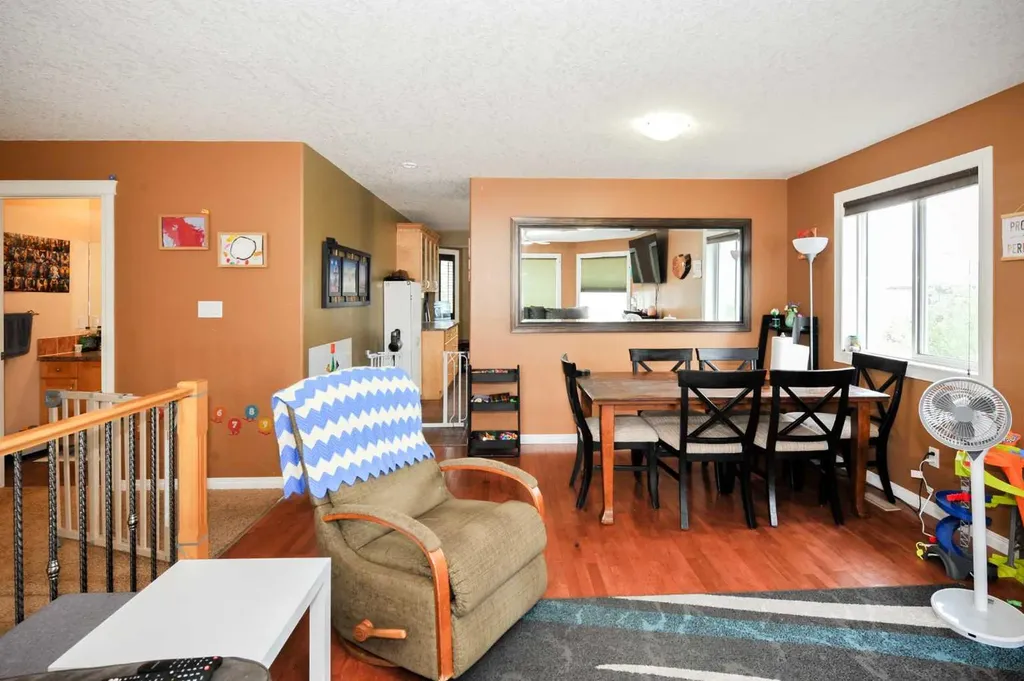 3709 69 Street Camrose AB T4V 5B7