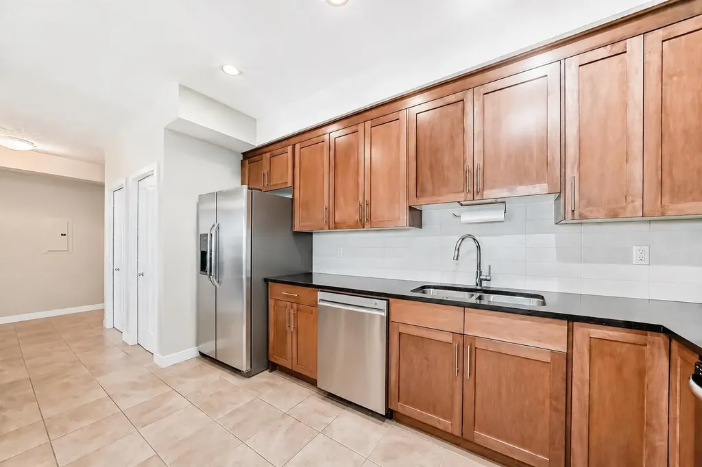 1005A Westmount Drive Strathmore AB T1P 0C3