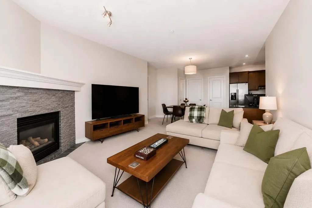 1005A Westmount Drive Strathmore AB T1P 0C3