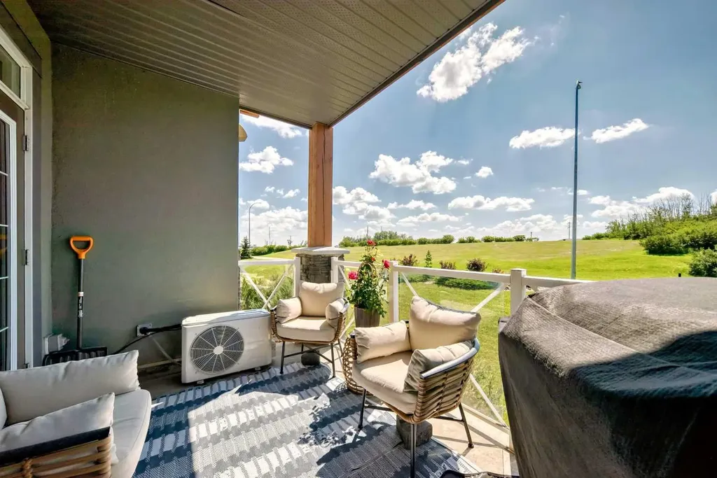 1005A Westmount Drive Strathmore AB T1P 0C3