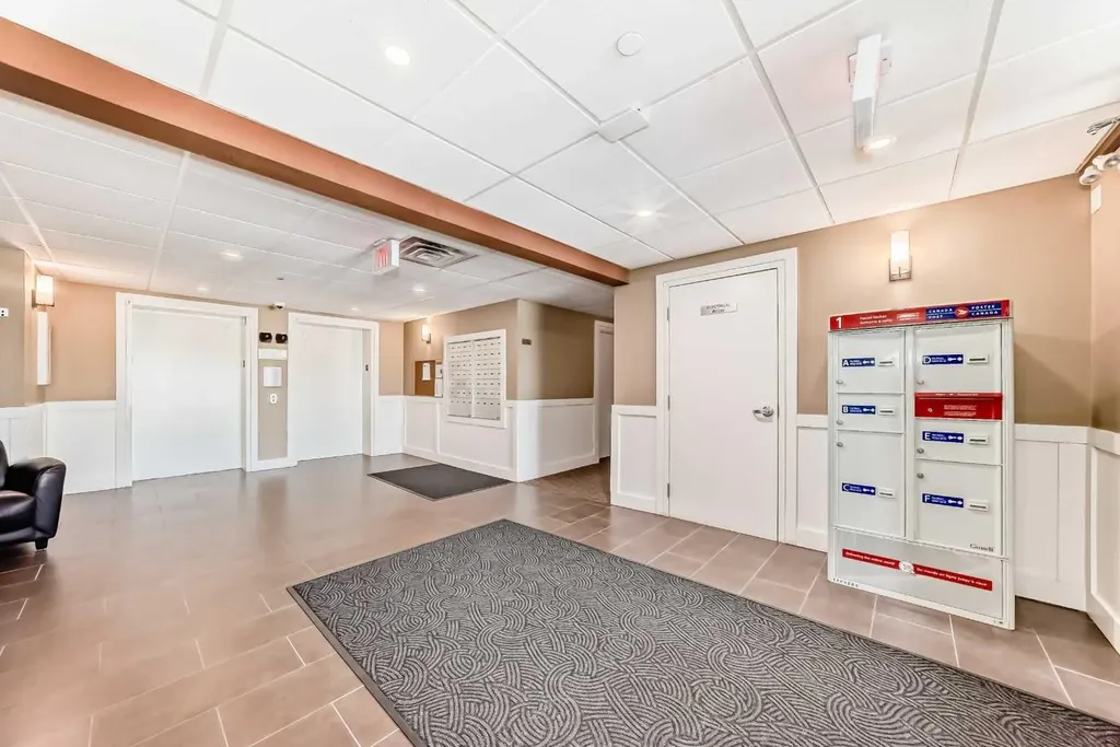 1005A Westmount Drive Strathmore AB T1P 0C3