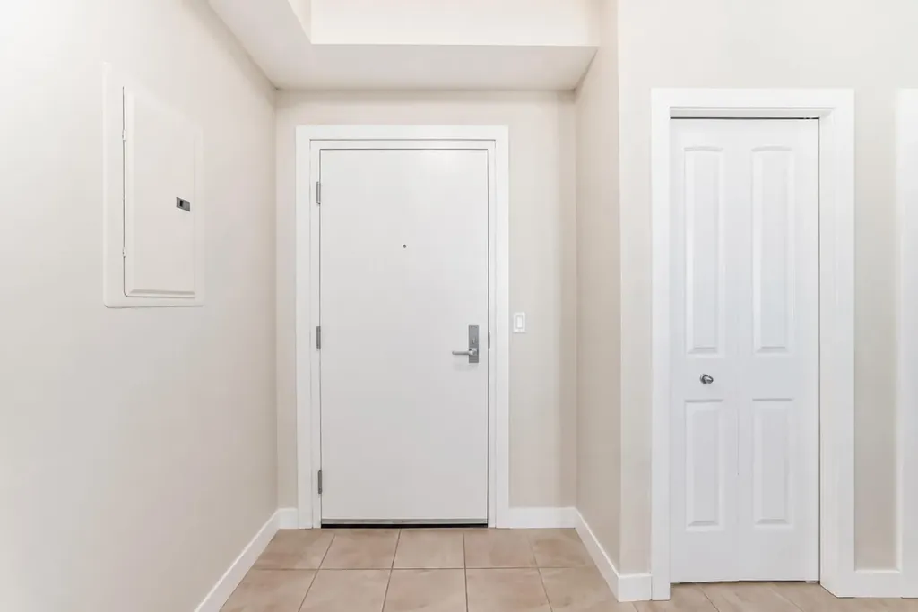 1005A Westmount Drive Strathmore AB T1P 0C3