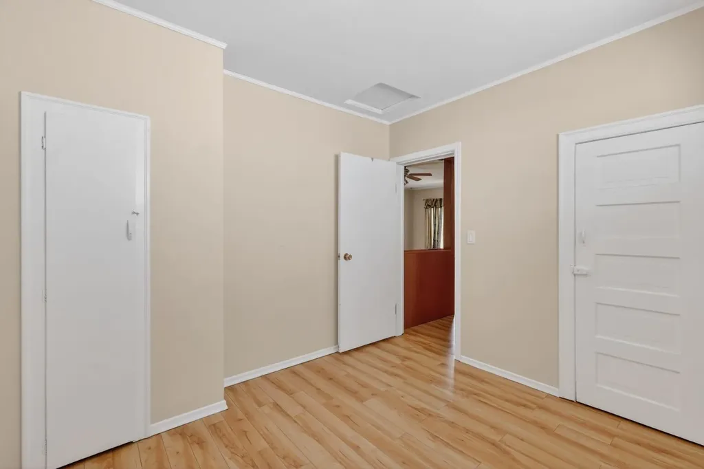 480 5 Street E Drumheller AB T0J 0Y4