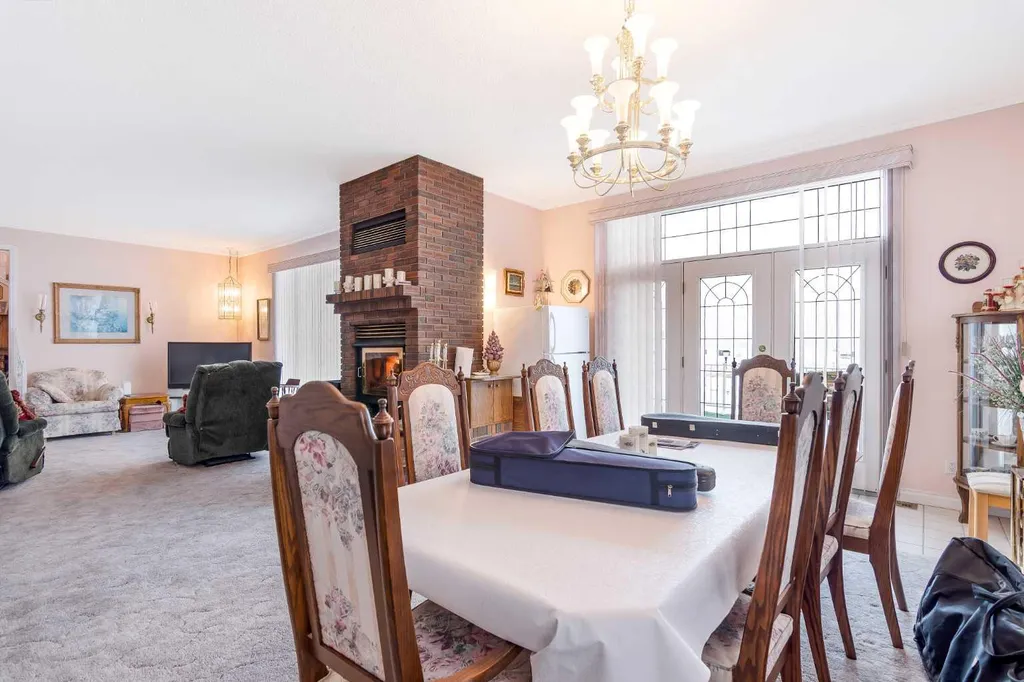 3 Rustic Road Norglenwold AB T4S 1S5