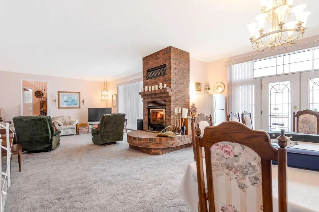 3 Rustic Road Norglenwold AB T4S 1S5