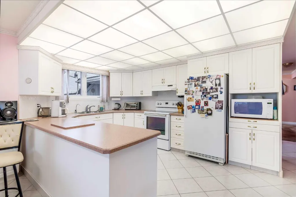 3 Rustic Road Norglenwold AB T4S 1S5
