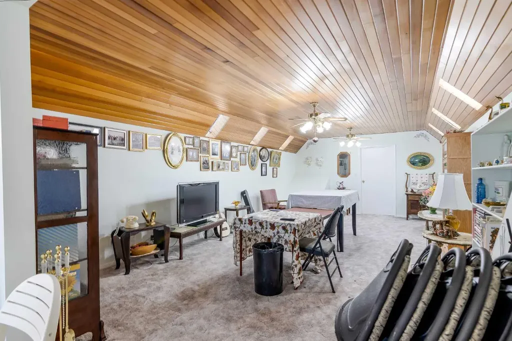 3 Rustic Road Norglenwold AB T4S 1S5
