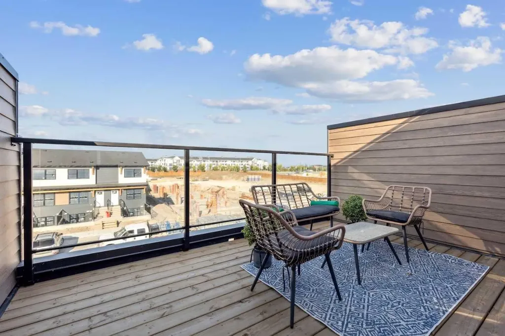 135 Mahogany Parade SE Calgary AB T3M 4K2