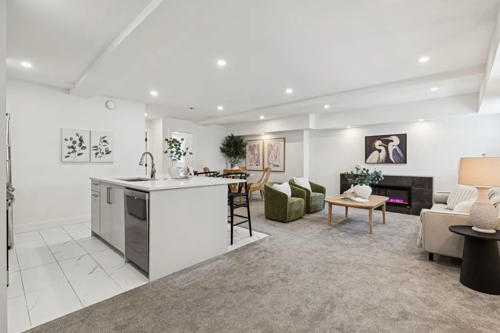 4747 26 Avenue SW Calgary AB T3E 0R3