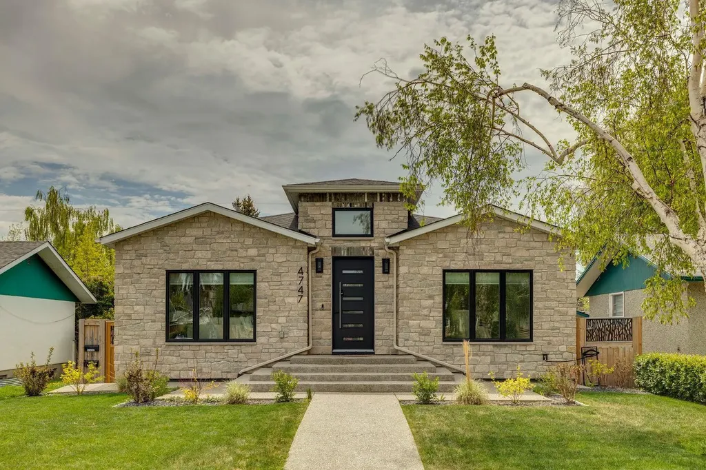 4747 26 Avenue SW Calgary AB T3E 0R3