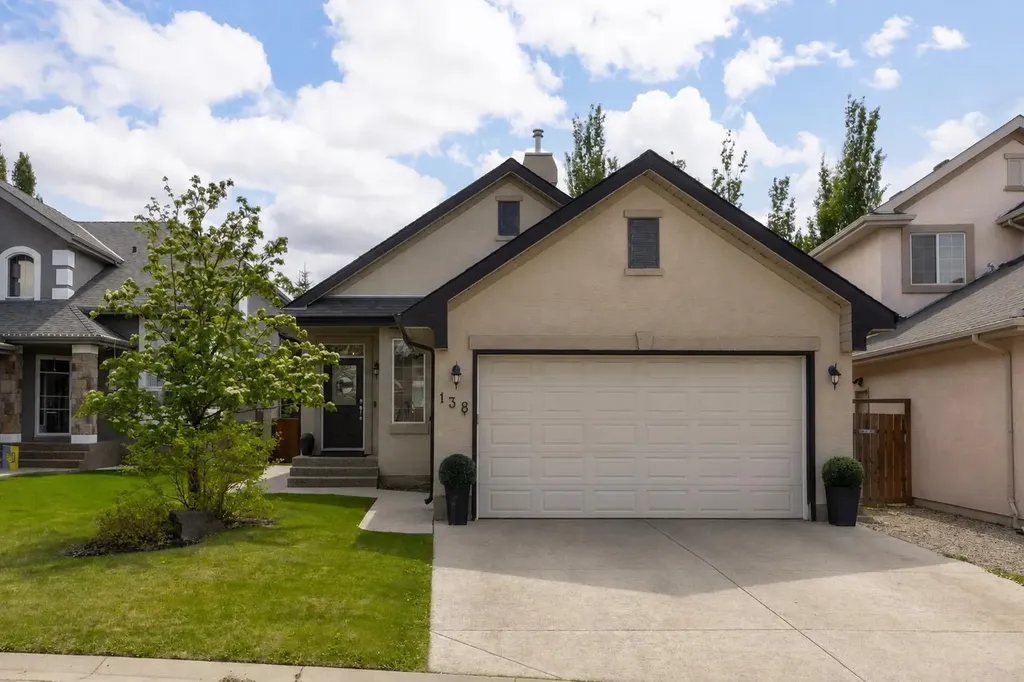 138 Cranwell Close SE Calgary AB T3M 1A9