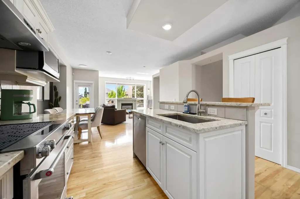 138 Cranwell Close SE Calgary AB T3M 1A9
