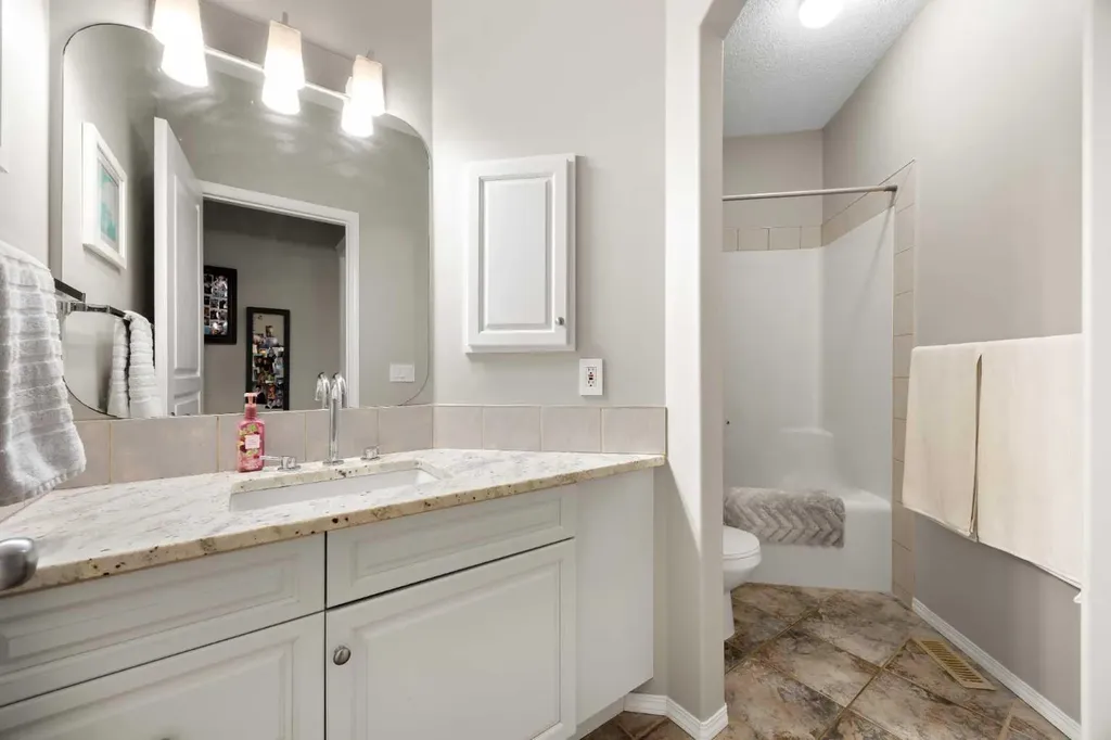 138 Cranwell Close SE Calgary AB T3M 1A9