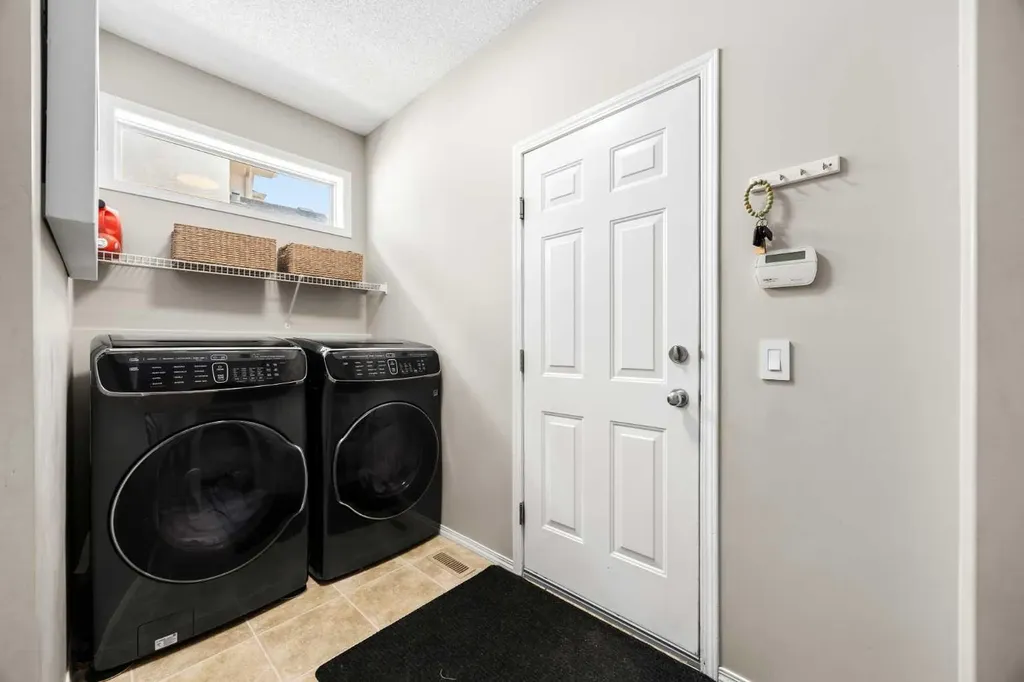 138 Cranwell Close SE Calgary AB T3M 1A9