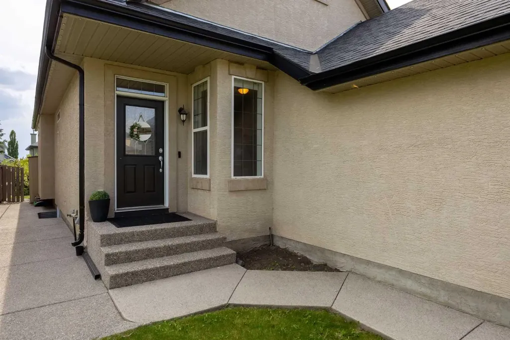 138 Cranwell Close SE Calgary AB T3M 1A9