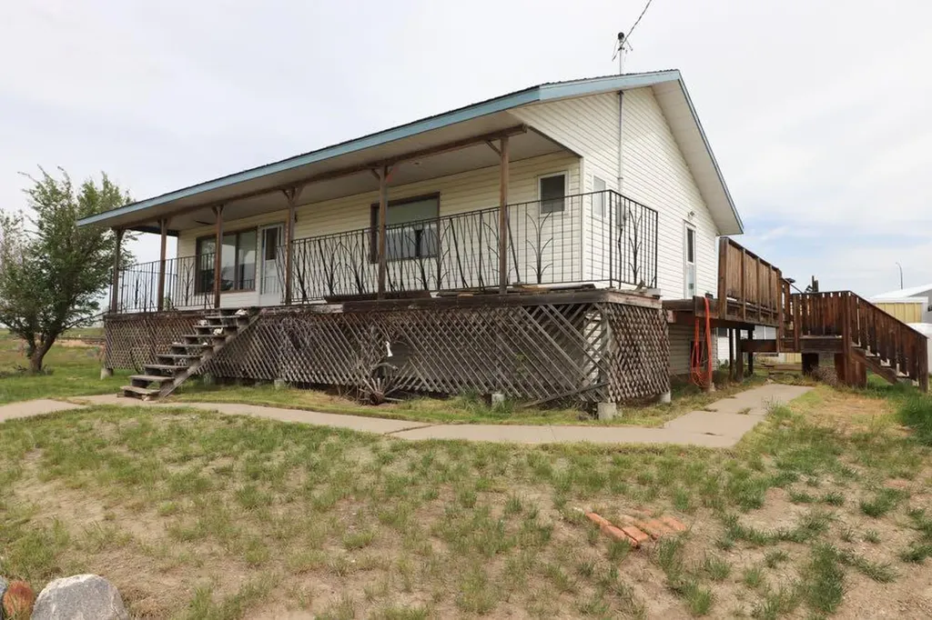 13429 Range Road 62 Rural Cypress County AB T1B 4Y5