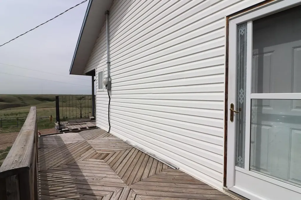 13429 Range Road 62 Rural Cypress County AB T1B 4Y5