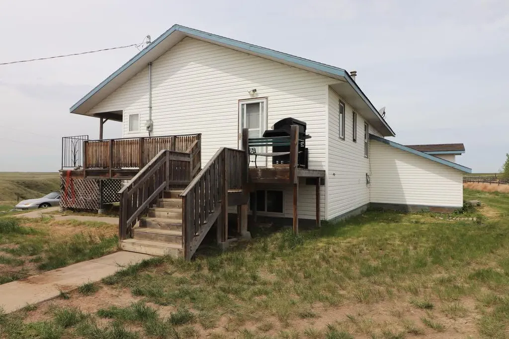 13429 Range Road 62 Rural Cypress County AB T1B 4Y5