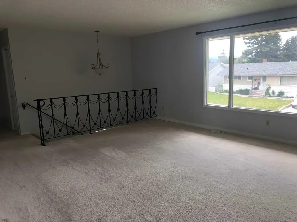 132 Lodgepole Drive Hinton AB T7V 1E4