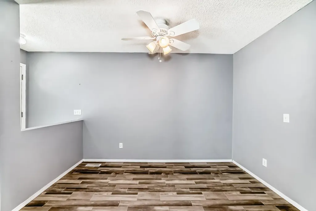 3015 51 Street SW Calgary AB T3E 6N5