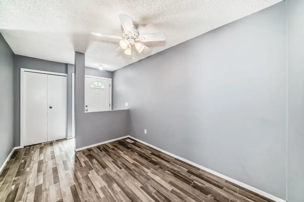 3015 51 Street SW Calgary AB T3E 6N5