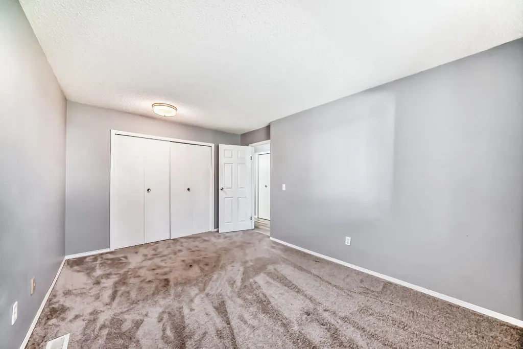 3015 51 Street SW Calgary AB T3E 6N5